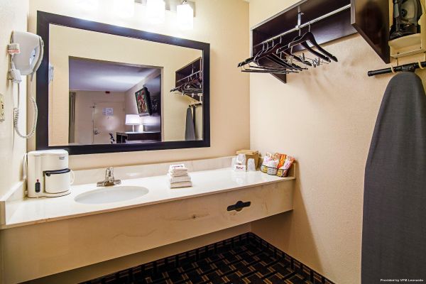 Hotel SC Red Roof Suites Greenwood
